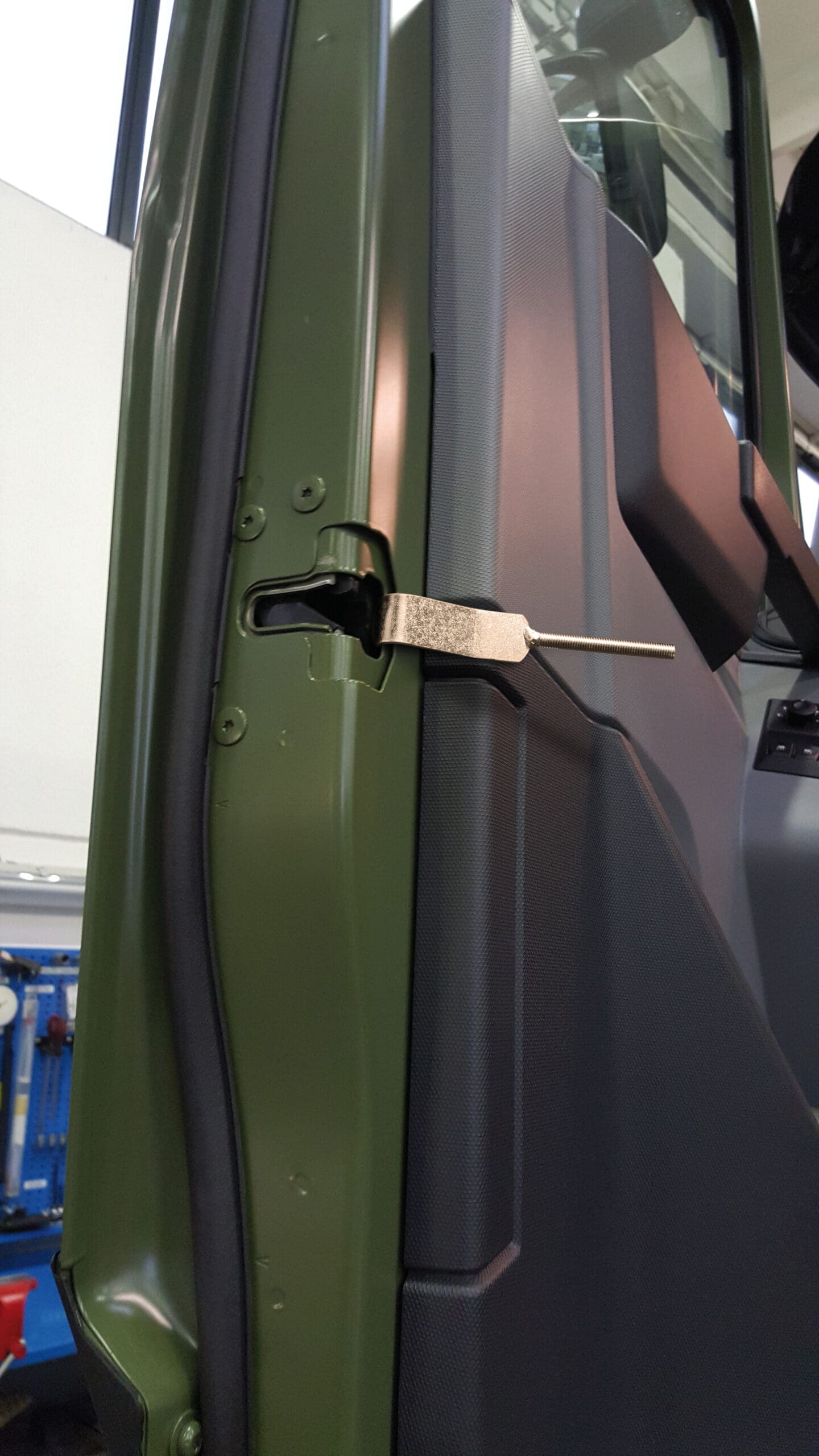 Serrature interne aggiuntive per cabina camion - compatibile per Renault T (06/13>) - Renault T High (06/13 - immagine 4
