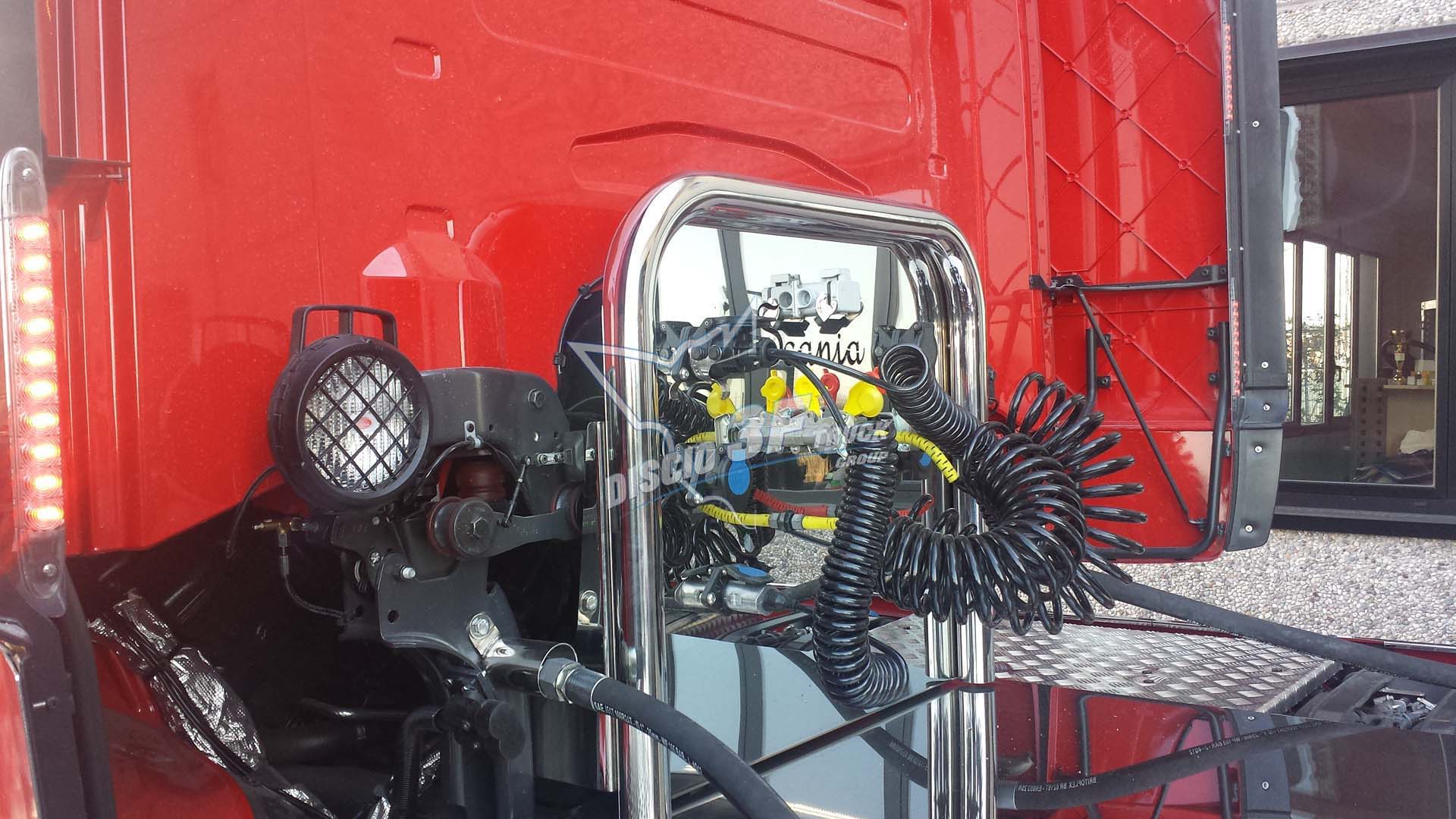 Porta cavi posteriore - immagine 13