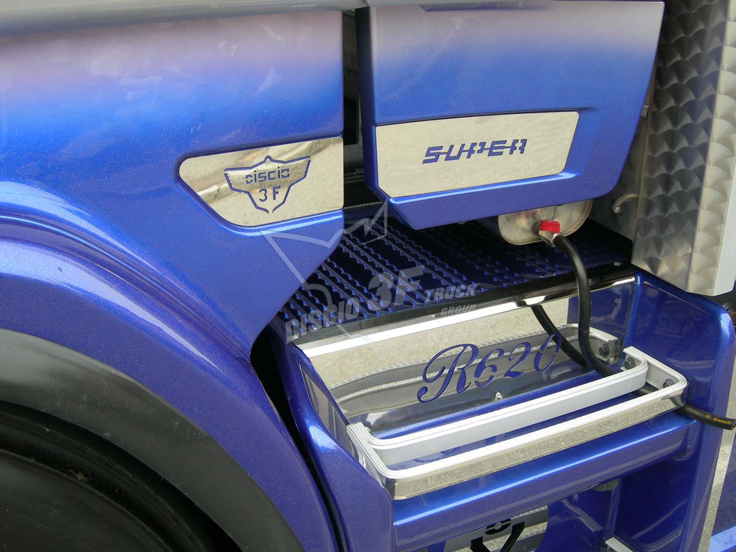 Kit placche sotto spoiler - immagine 2