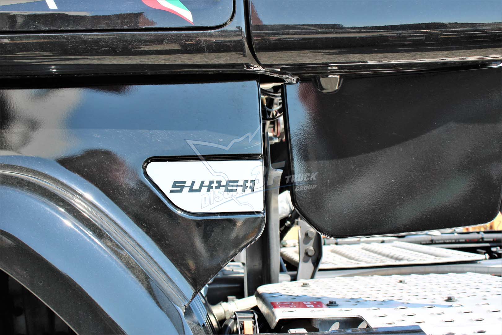 Kit placche sotto spoiler