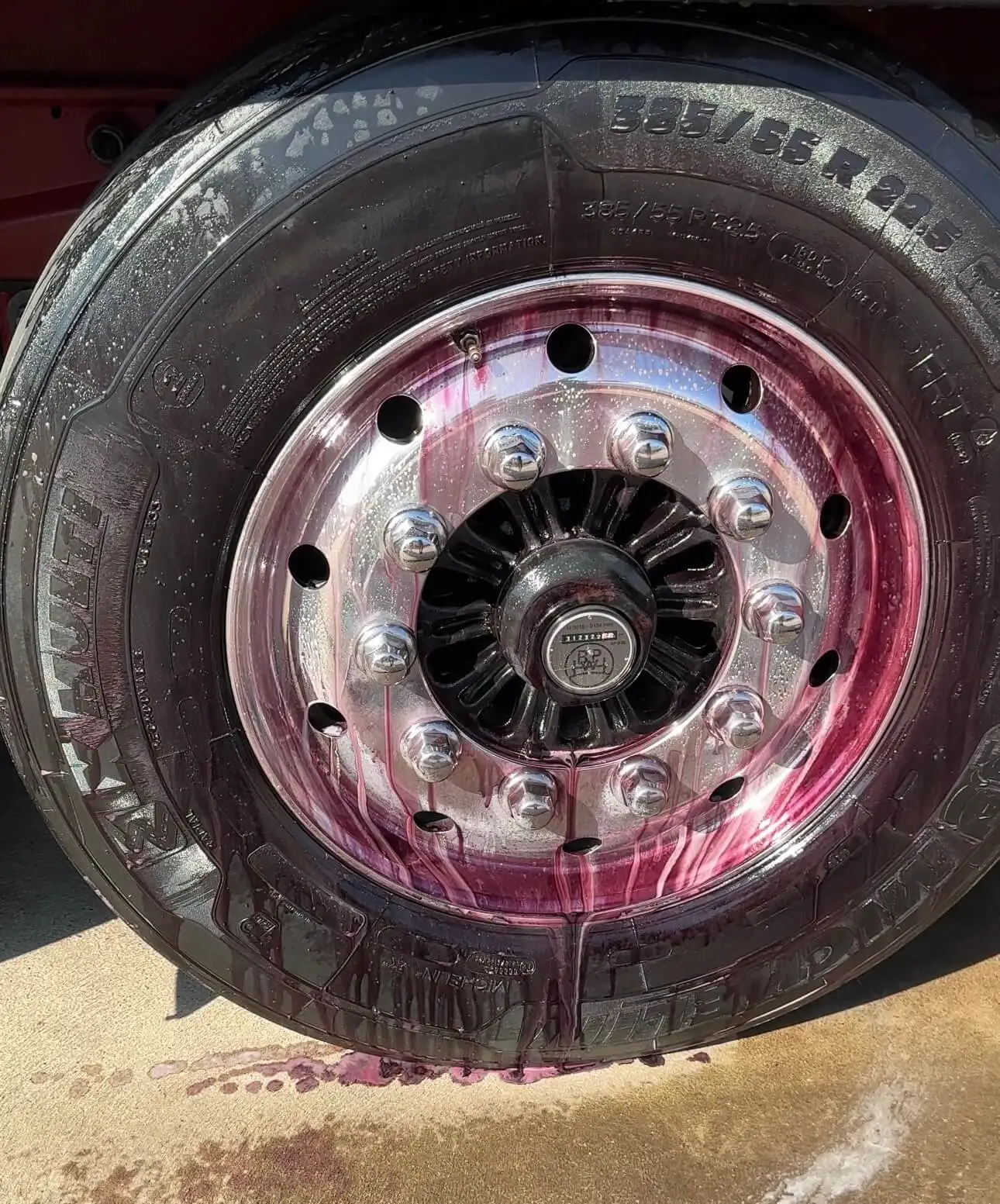 LvLUP ALL WHEEL CLEANER 750ML - immagine 2