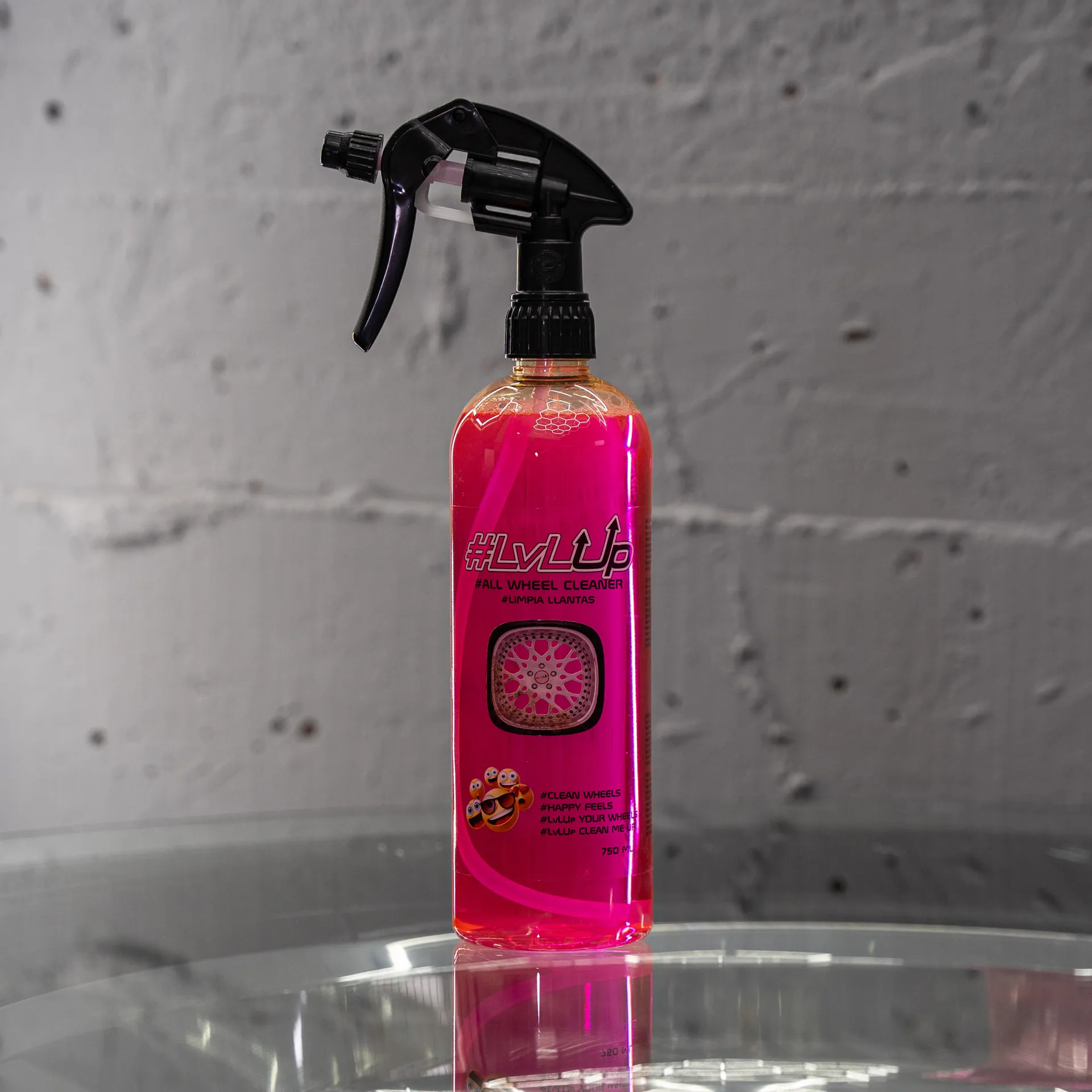 LvLUP ALL WHEEL CLEANER 750ML